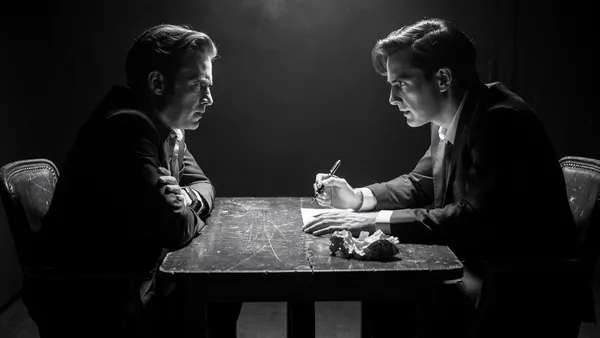 How to Recognize the Early Warning Signs of Conflict in a Negotiation