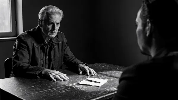 Physical Expression Mistakes to Avoid During Job Interviews and High-Stakes Meetings